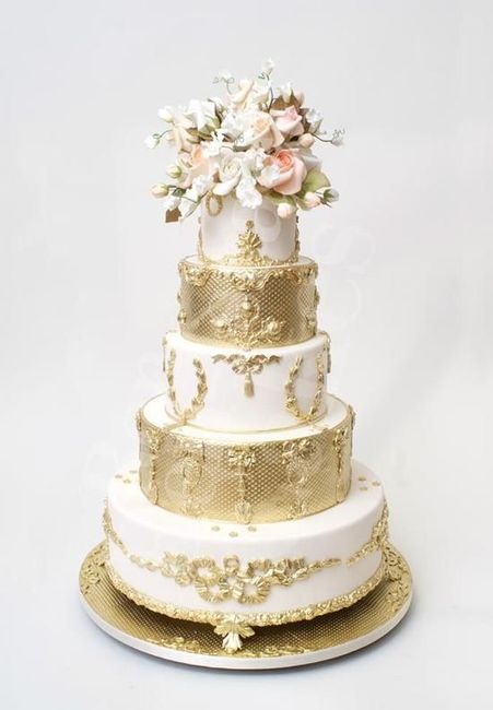 Bolo dourado e branco...#inspiração 7