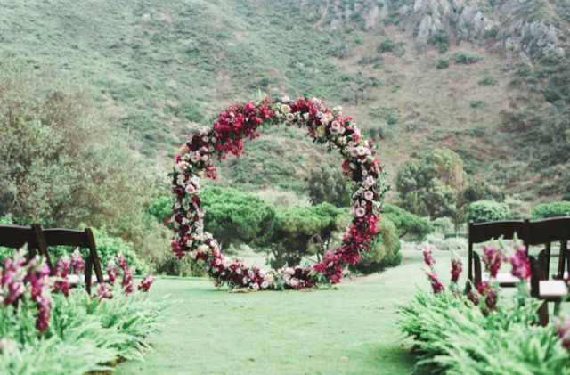 Decoração de casamento com arco circular...#inspiração 3