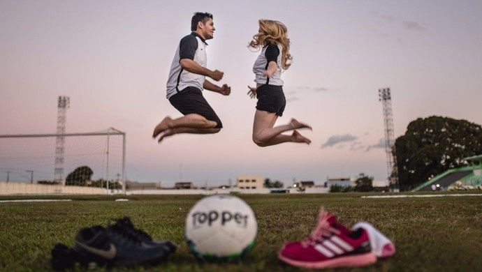 5) Campo de futebol