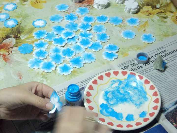 Pintando as florzinhas!