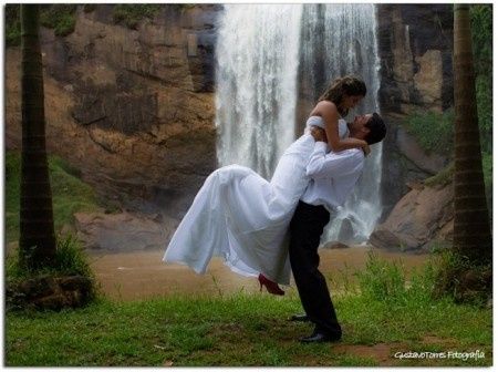 Casamento na cachoeira