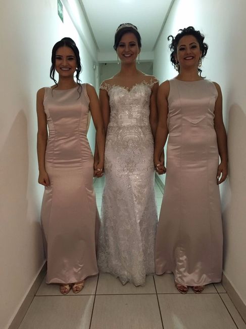 A noiva e suas damas