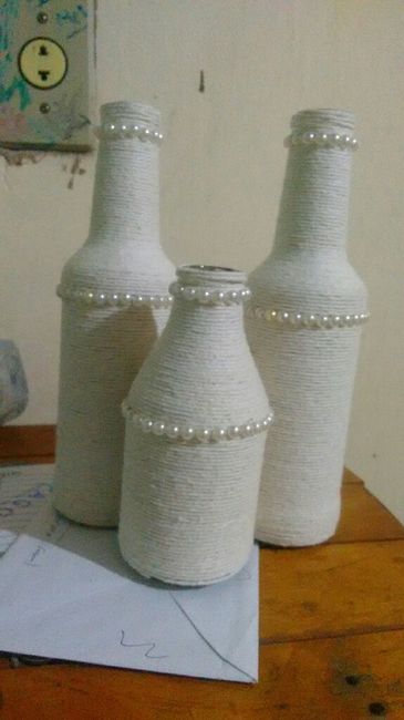 Meus diy.. plaquinhas para fotos, a lembrancinha, essas garrafas ainda não sei bem onde colocar e os