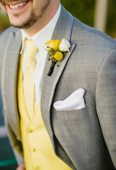 💛 Chegou a vez deles! - Boutonnieres amarelas - 4
