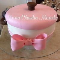 Bolo em formato de panela