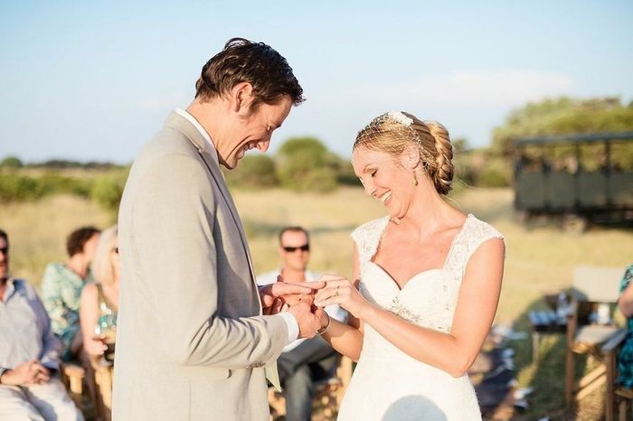 Mas o casamento deles foi um pouco diferente do habitual. Isso porque eles tiveram oito casamentos d