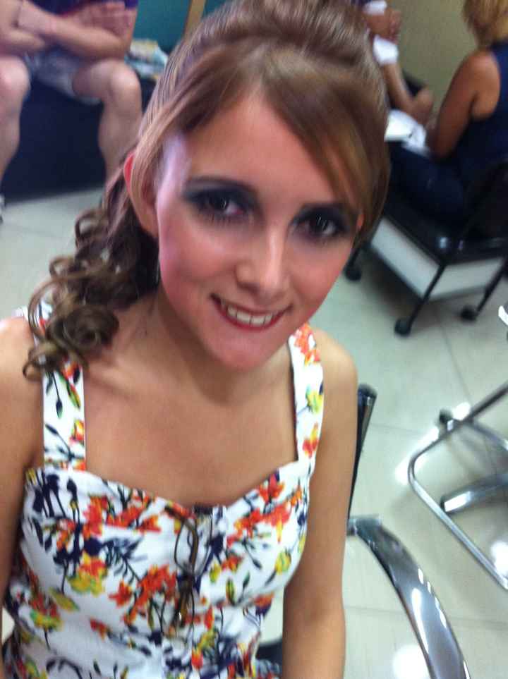 Maquiagem e Penteado