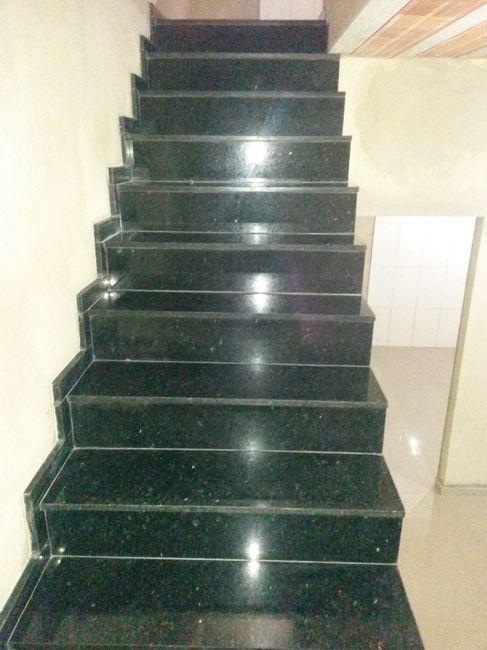 Nossa escada pronta em granito