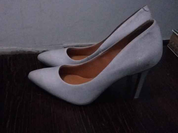 SAPATO R$ 40,00