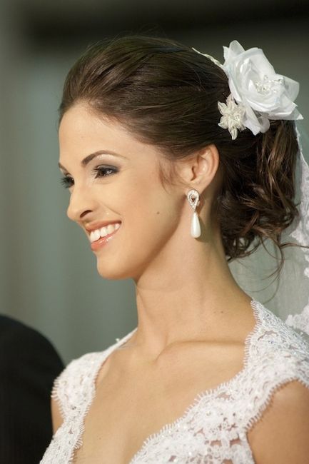 Flor no cabelo