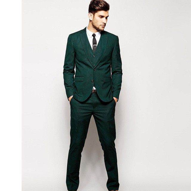 Noivo de verde.