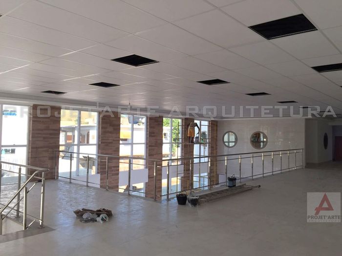 Obra em andamento