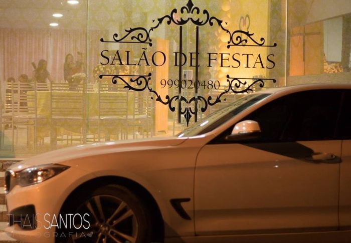 Onde será a festa. Ignorem o carro.