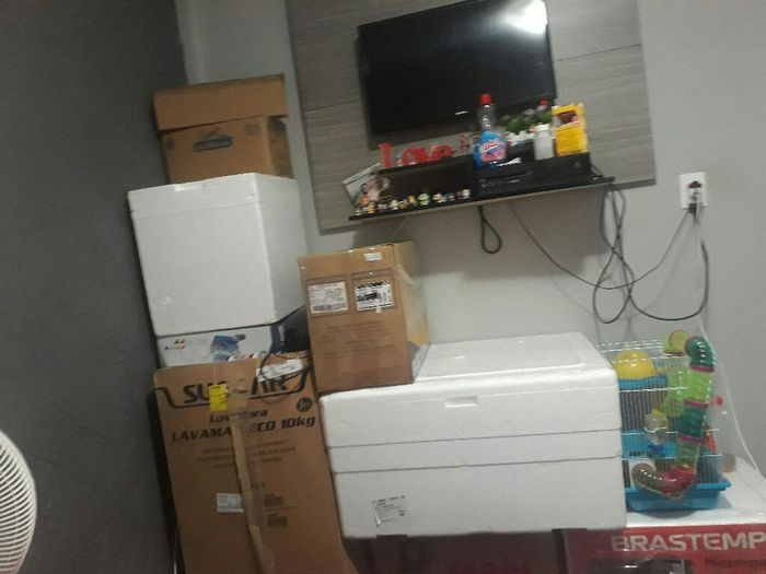 Pessoas que não tem mais espaço kkkk - 1