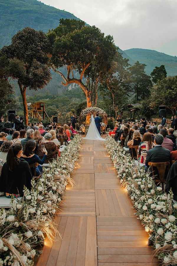 meninas tenho muita dificuldade em escolher uma lembrancinha de Casamento! Poderiam me dar algumas i