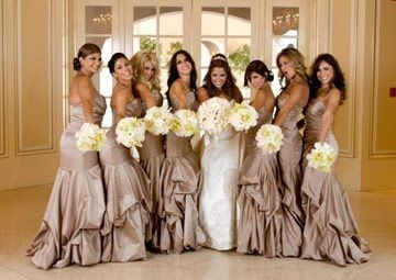 Bridesmaids, demoiselles ou damas de honra adultas