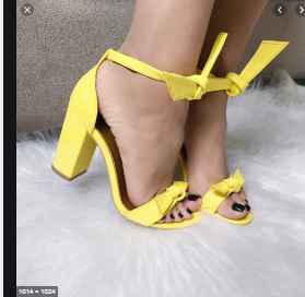 1 Modelo - Amarelo para combinar com o Buquê