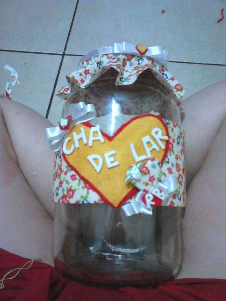 Enfeites com garrafas de vidro e latas - 2
