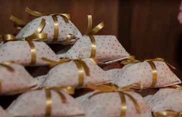 Poste AQUI uma foto da lembrancinha que vão dar para as pessoas convidadas🎁👇 - 1