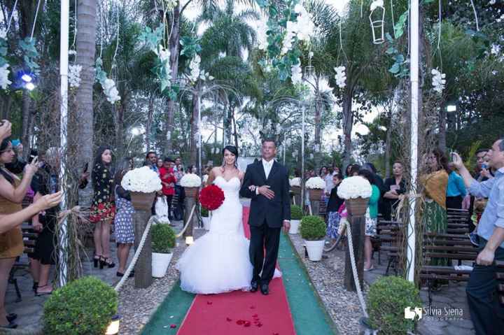 Meu tio me levando ao altar