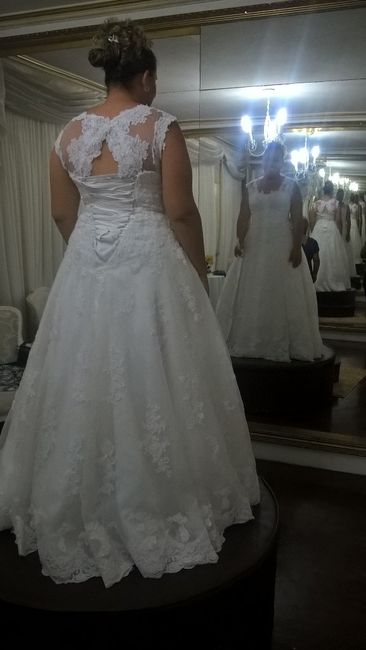 o vestido * costas*