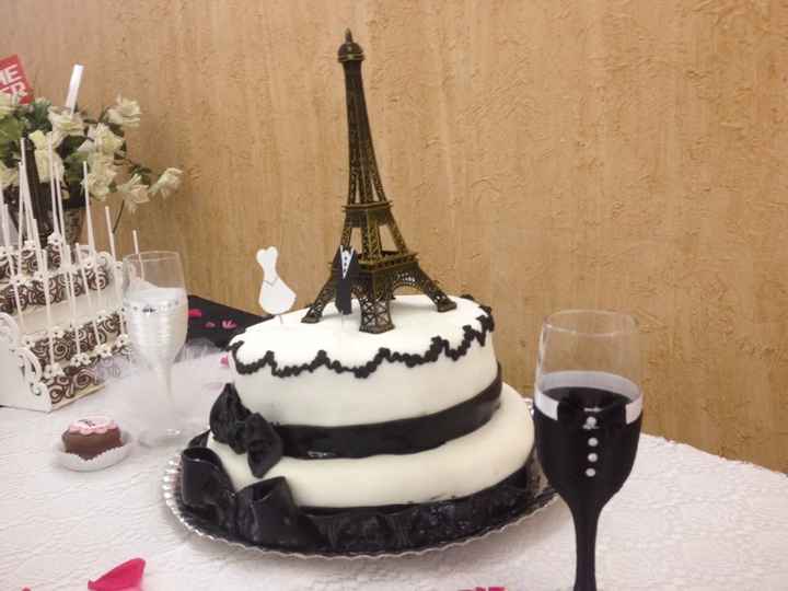 8 -Decoração bolo (ele cedeu um pouco com o peso da torre!)