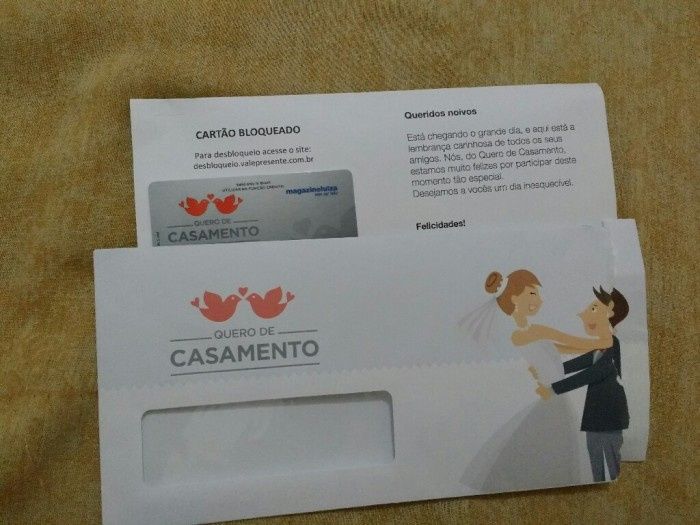 O cartão é enviado automaticamente para a casa dos noivos assim que ganham o primeiro presente da li