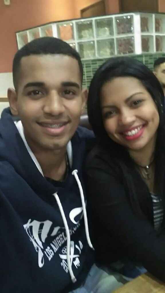 Qual foto de casal é a  preferida de vocês? - 1