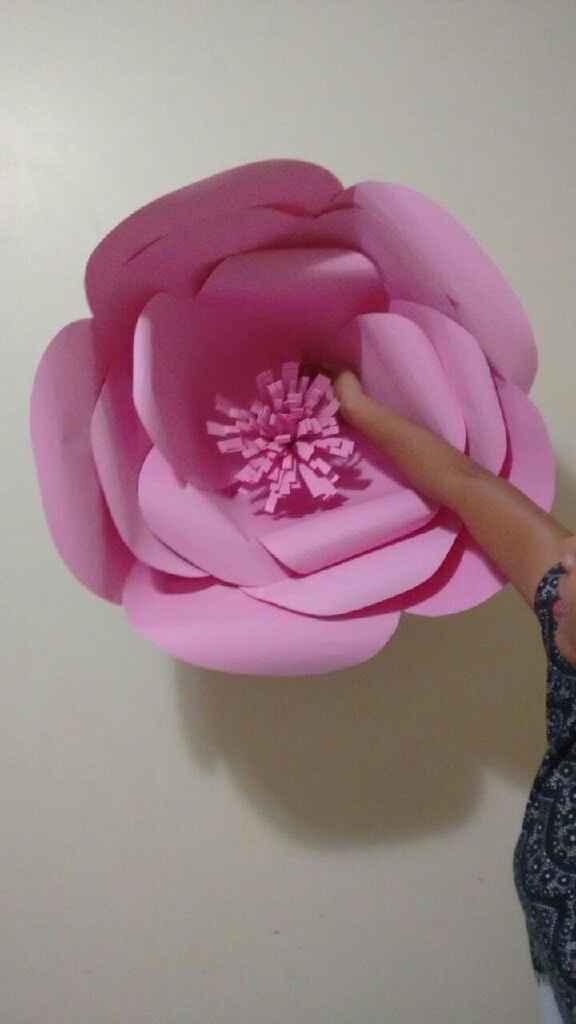 Mural de flor de papel - 4