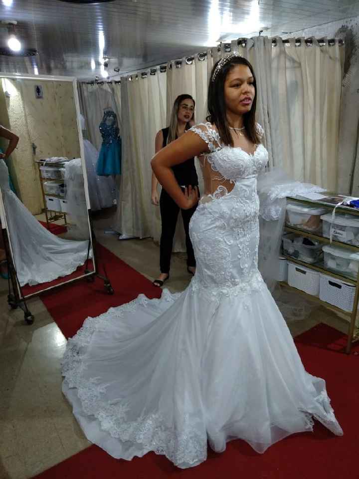 Quantos vestidos de noiva você já provou? - 1