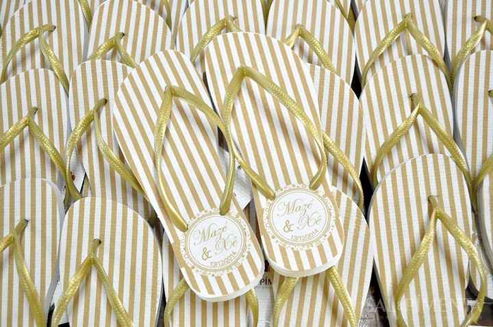 Sandalias (lembrança de casamento) é obrigado colocar data do evento? - 4