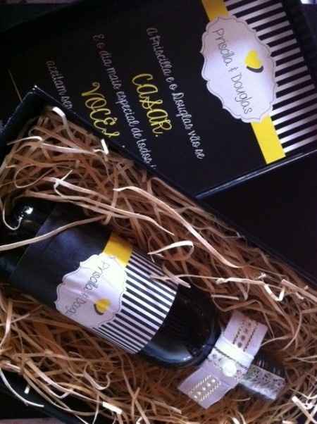 Convite para padrinho  personalizado. 