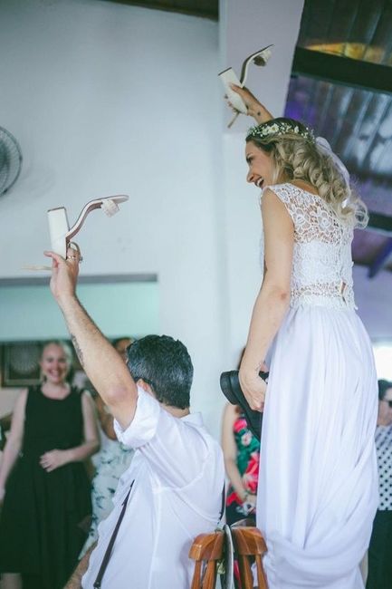 Casamentos reais 2018: o vestido (costas) - 1