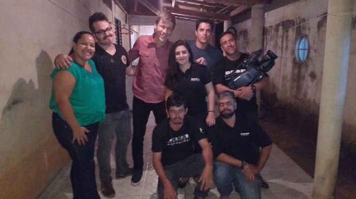foto com equipe no fim das gravações..