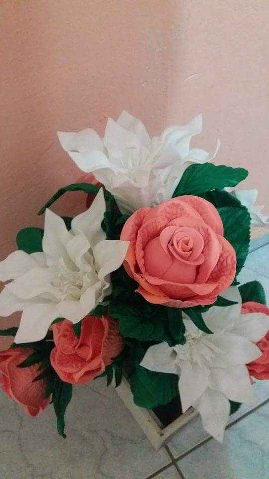 Decoração com flores de eva - 4