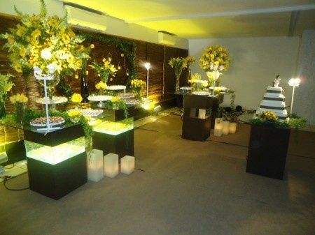 Decoração: inusitada.... marrom com amarelo - 1