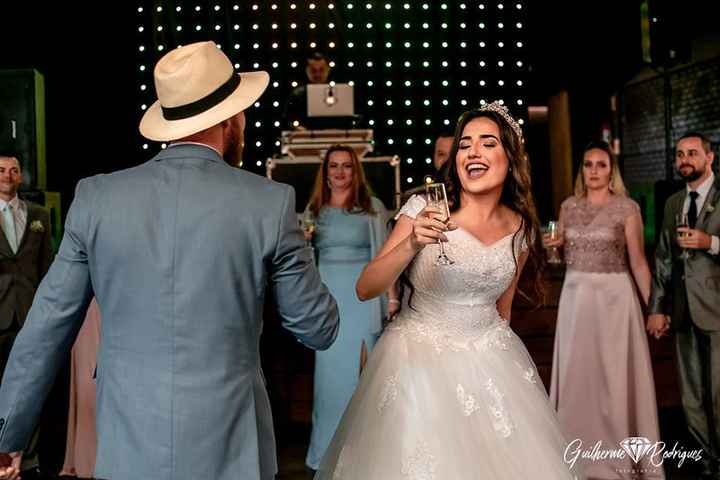 Recebemos o Champagne  