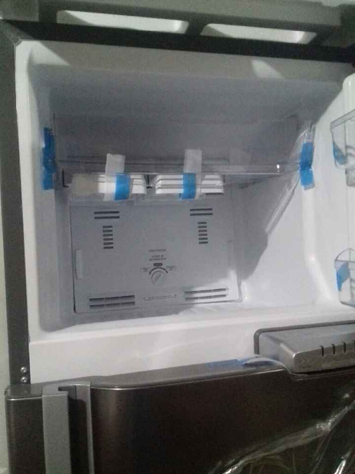 Nossa geladeira chegou!!! #faltam81dias #felicidade - 3