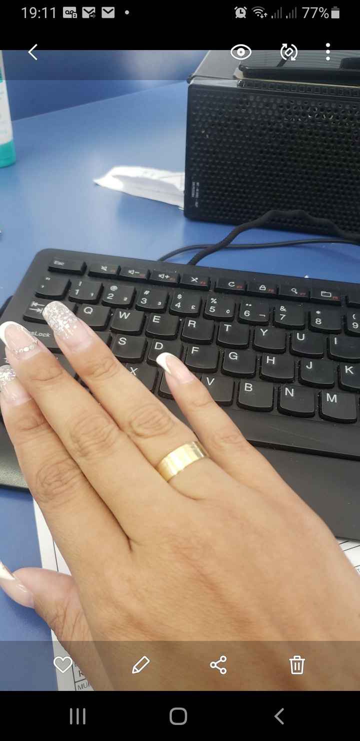 Aliança de noivado junto com a de casamento? - 1