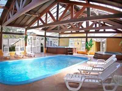 Piscina na Área Coberta