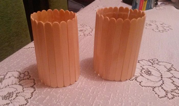 Com os palitos já colados