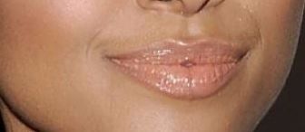 Batom + gloss = efeito molhado