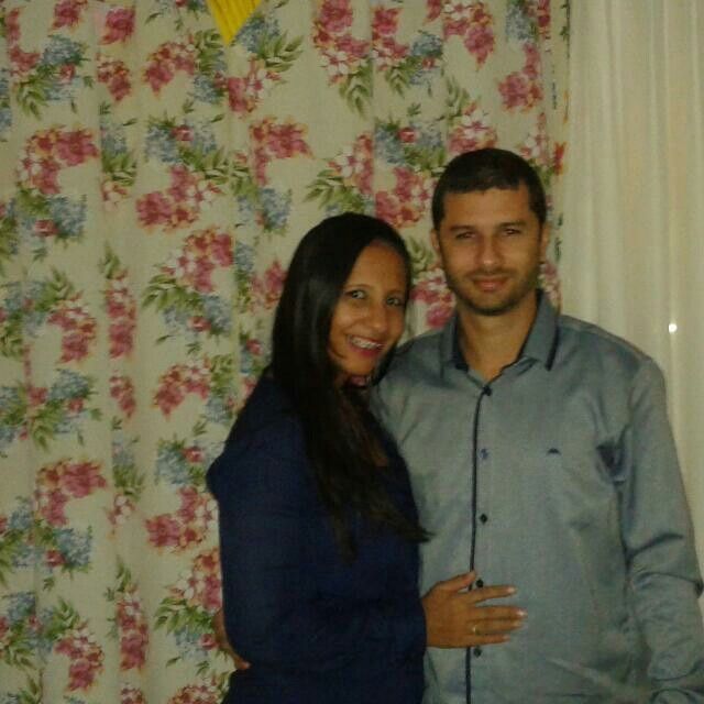 Sou uma noiva 100% apaixonada pelo esron jadir!!! - 1
