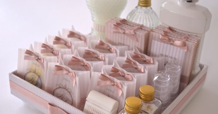 Lavabo, Rosa, Vai parecer com 15 Anos ? 