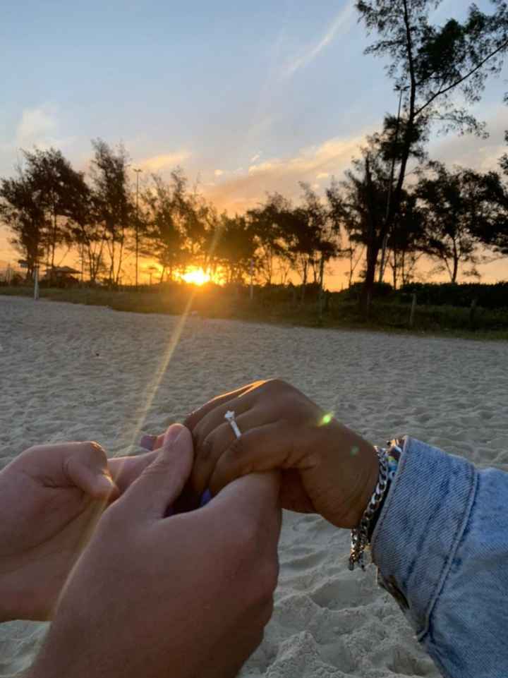 📸 Poste uma foto exibindo o seu anel de noivado ou aliança de casamento - 1