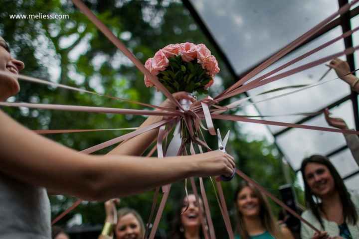 buque de fitas para o casamento