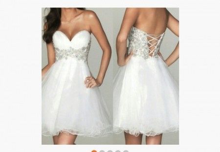 Alguém desapegando de um vestido branco curto?! - 1