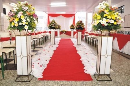 Ajuda na decoração da igreja e do salão  - 6