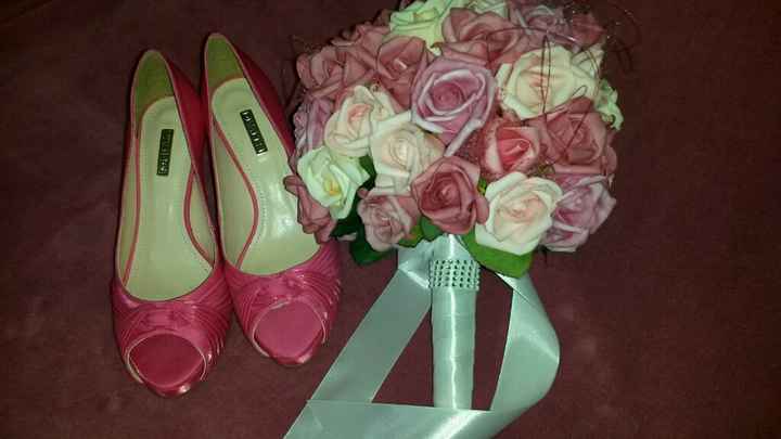 Buque com flores de eva - 1
