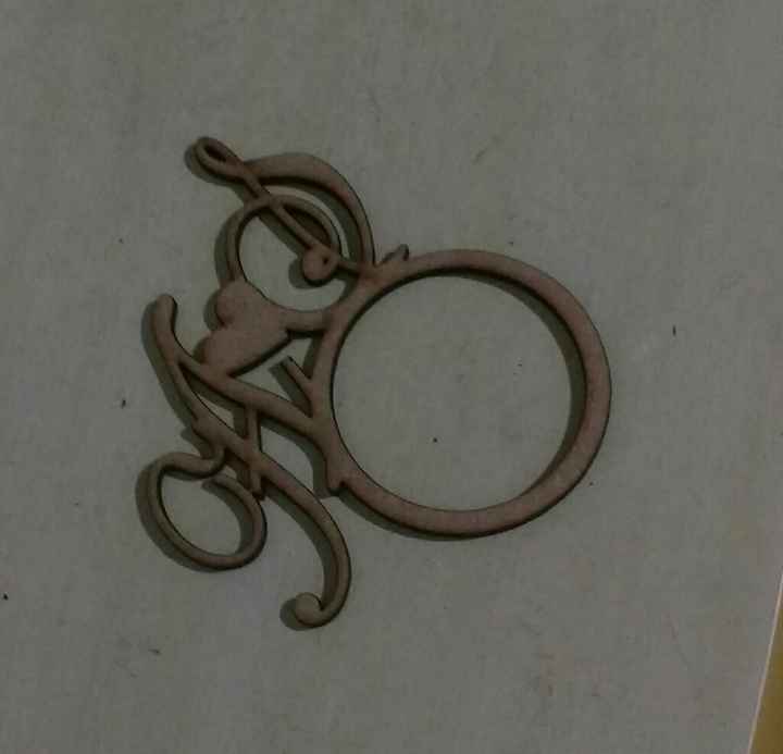 Meu porta guardanapo com nossas iniciais :) - 2